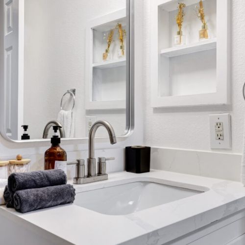 Makeup towels included.