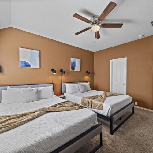 7th bedroom with 2 queen size beds