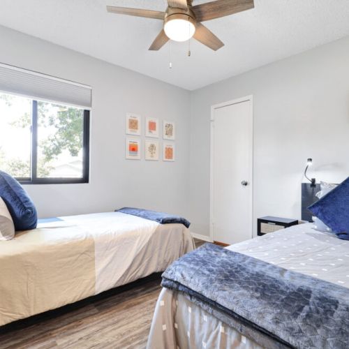 3rd bedroom with two twin size beds.