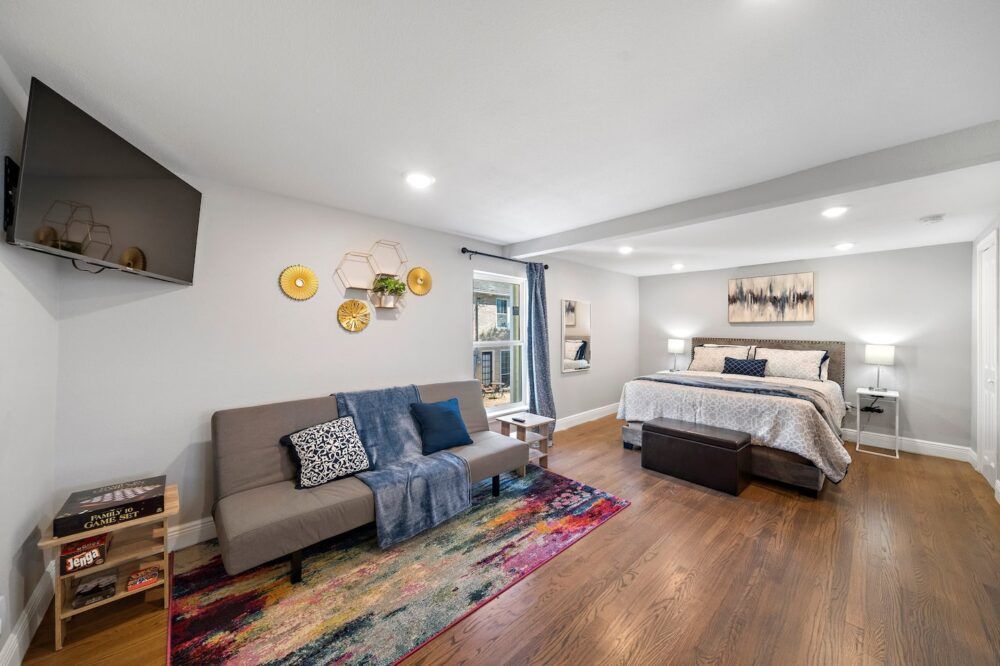Perfectly designed to accommodate all your family and friends comfortably.