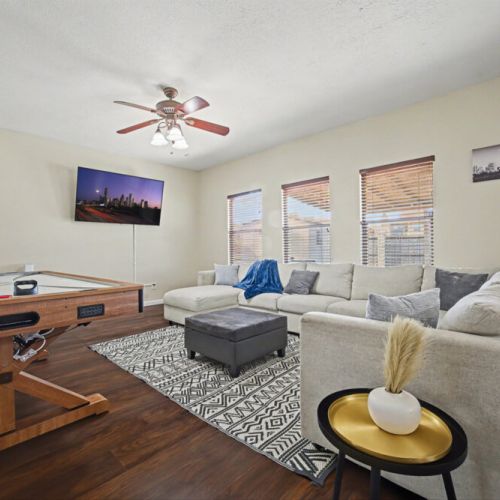 Perfectly designed to accommodate all your family and friends comfortably.