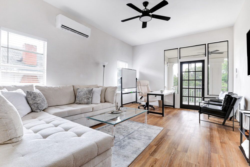 Perfectly designed to accommodate all your family and friends comfortably.