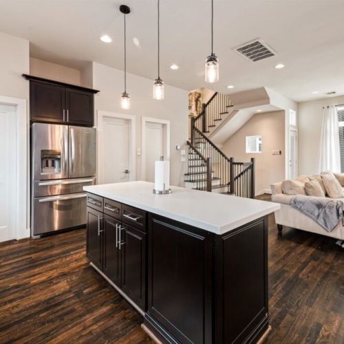 Open concept kitchen so the chef of the group won't feel alone.