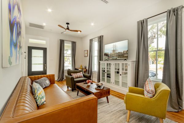 Pleasure Pier Stylish Stay Near Beach | Games BBQ