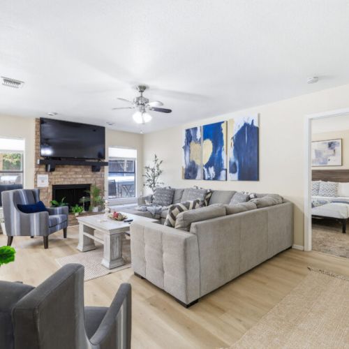 Luminous and spacious living room