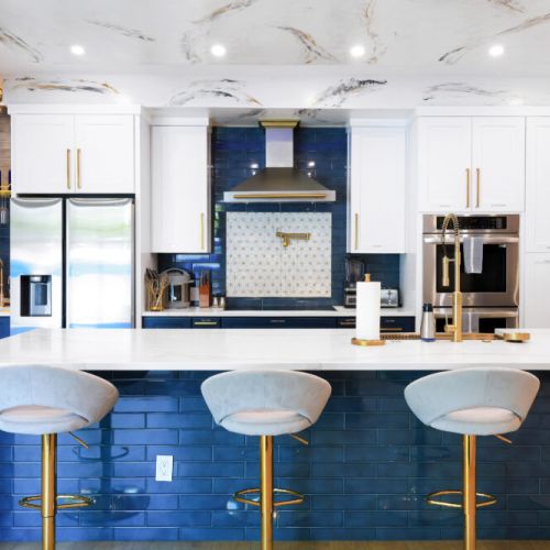 High end stainless steel appliances throughout.