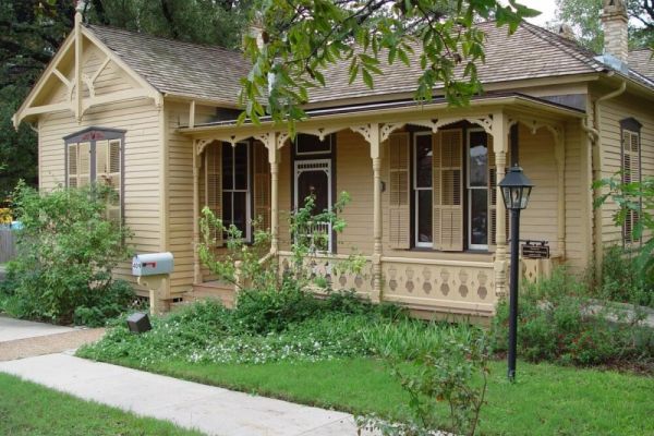 Brush Square Museums