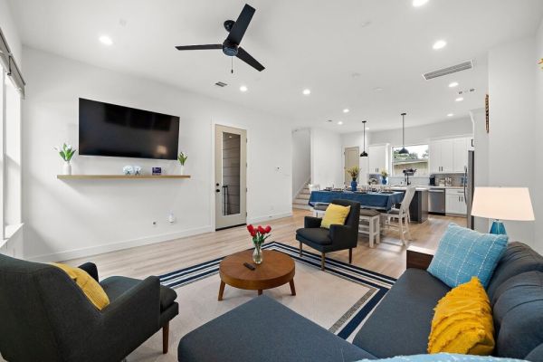 Nr Midtown + Med Center + DT | Games | WiFi | Pet