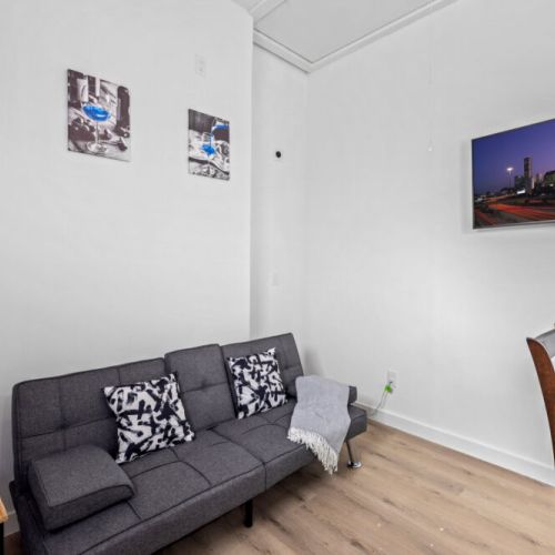 Perfectly designed to accommodate all your family and friends comfortably.