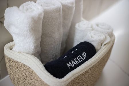 Towels included.