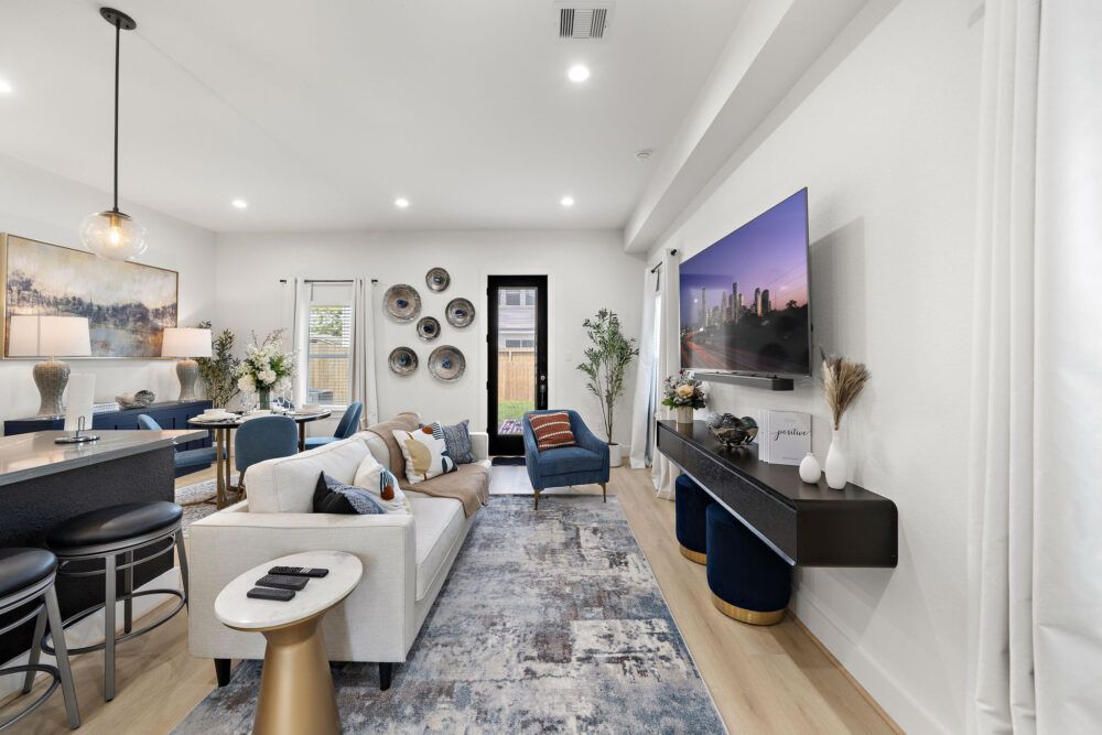 Perfectly designed to accommodate all your family and friends comfortably.