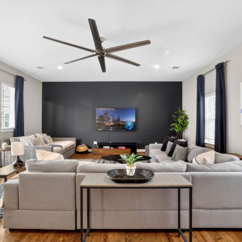 Perfectly designed to accommodate all your family and friends comfortably.
