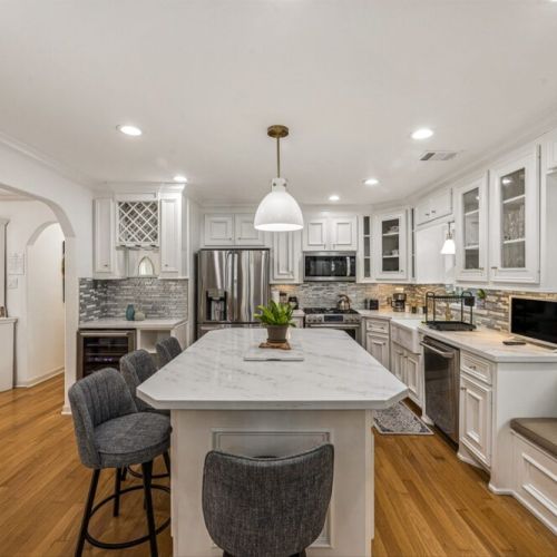 Plenty of space to prepare a delicious meal for your whole group.