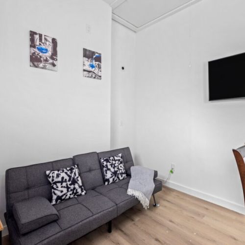 Perfectly designed to accommodate all your family and friends comfortably.