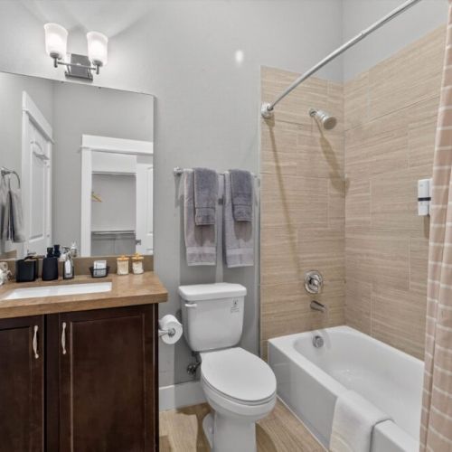 3rd full bathroom is fully stocked with all you need.