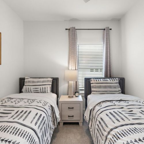 4th bedroom with two twin size bed.