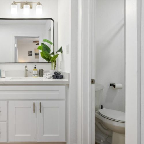Towels included.