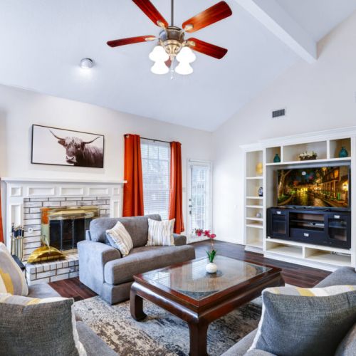 Perfectly designed to accommodate all your family and friends comfortably.