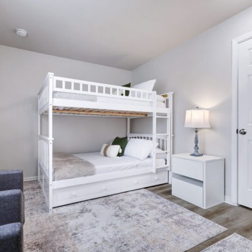 5th bedroom with 4 full size beds (2 bunk bed).