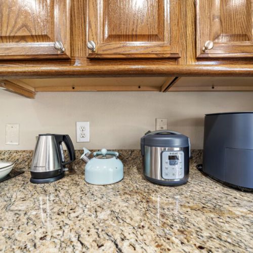 Instant Pot rice cooker and Cosori air fryer included for maximum convenience
