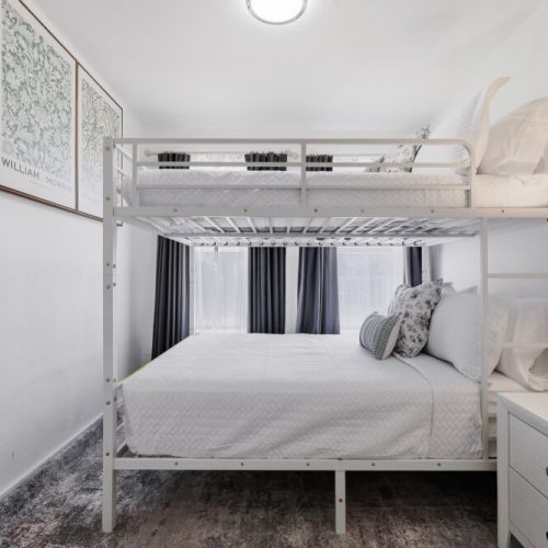 5th bedroom with 2 full size beds (bunk bed).