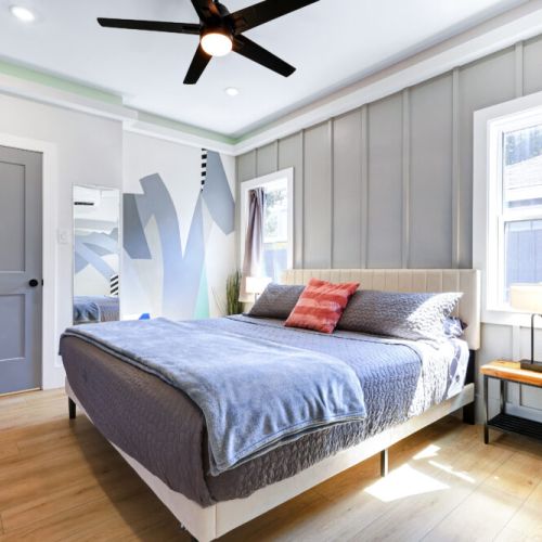 4th bedroom with king size bed