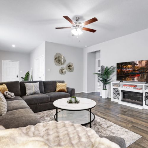 Perfectly designed to accommodate all your family and friends comfortably.
