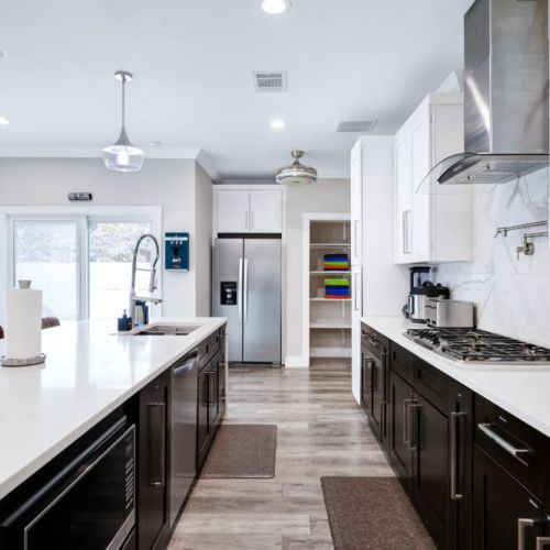 Our beautiful chefs kitchen to whip up amazing meals for the whole group.