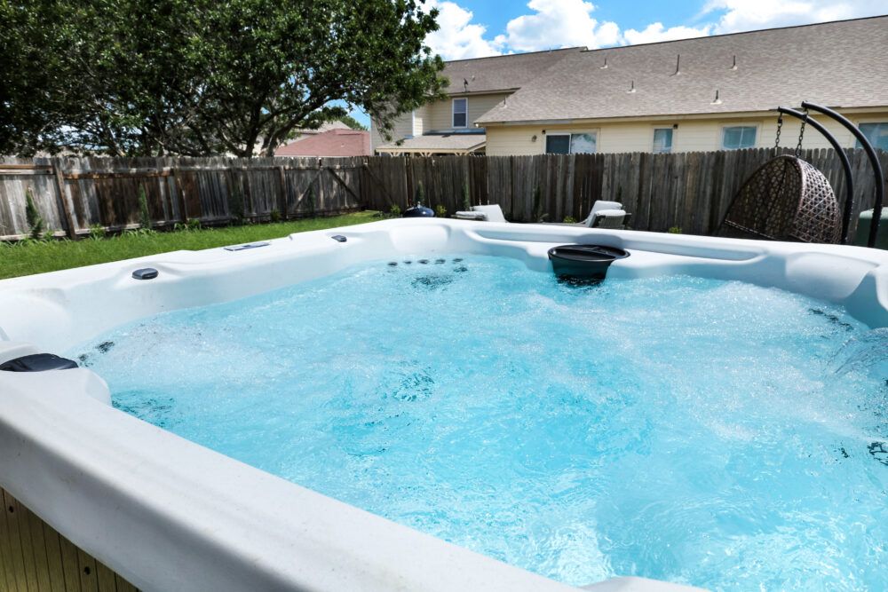 Enjoy our amazing private hut tub with your family and friends!