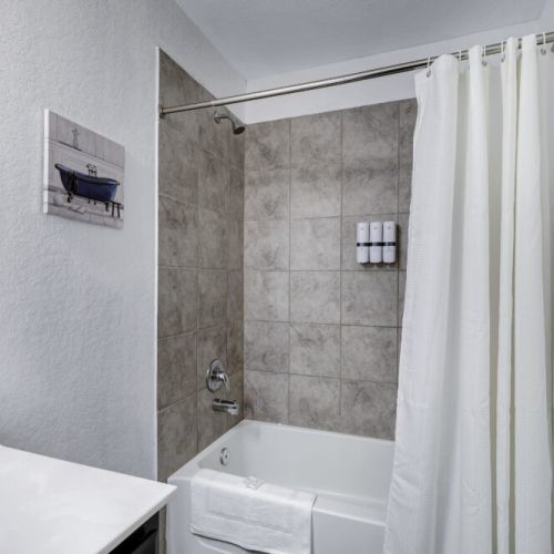 Towels included.