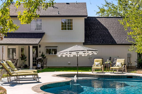 Pool Getaway | Movie Room | Games | Yard BBQ Pets