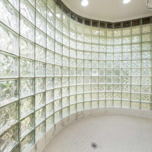 Huge shower.