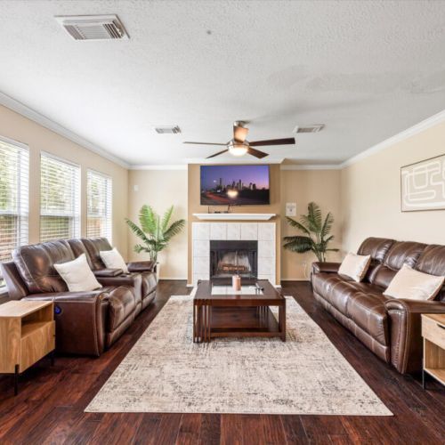 Perfectly designed to accommodate all your family and friends comfortably.