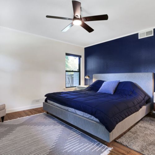 2nd bedroom with king size bed.
