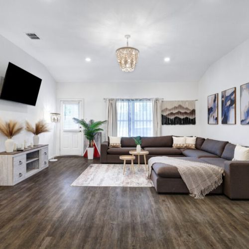 Perfectly designed to accommodate all your family and friends comfortably.