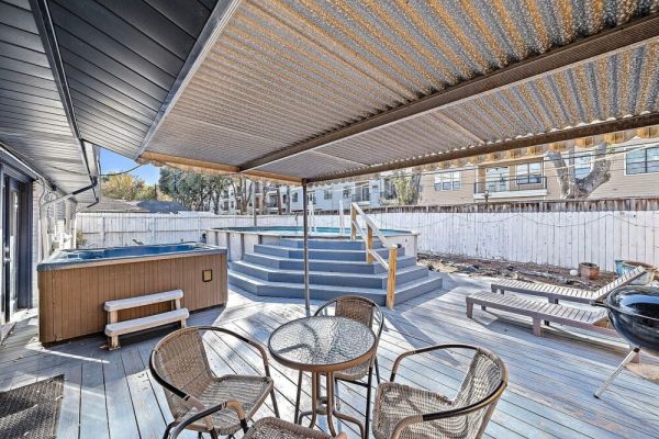 Htown Pool Nr Heights, Galleria | HotTub | Games