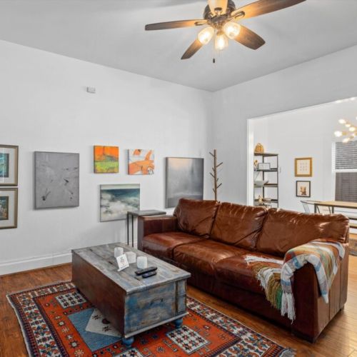 Perfectly designed to accommodate all your family and friends comfortably.