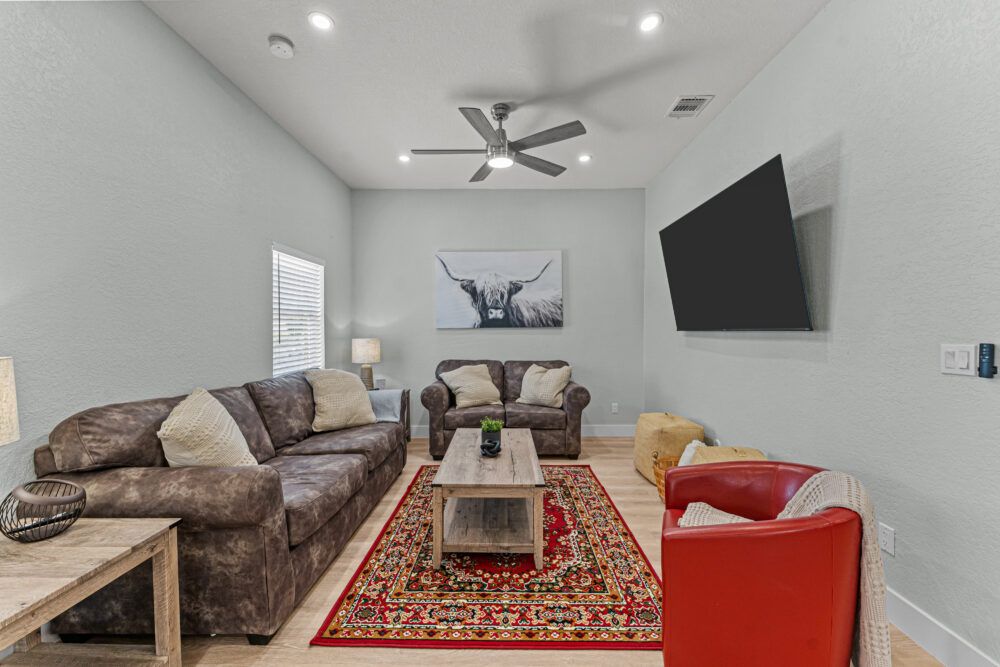 Perfectly designed to accommodate all your family and friends comfortably.