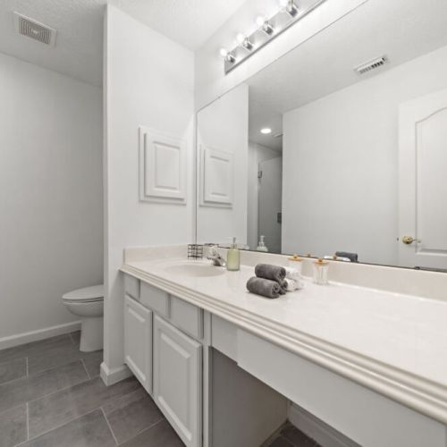 4th full bathroom is fully stocked with all you need.