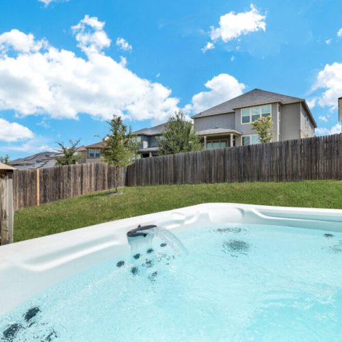 This luxurious hot tub is just one reservation away!