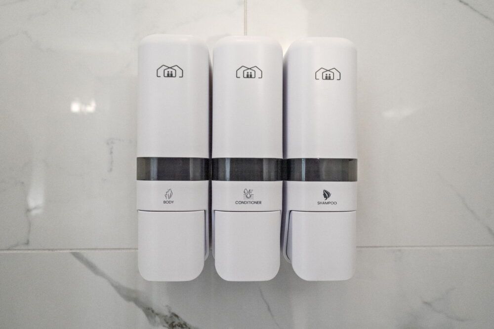 Shampoo, conditioner, body wash, and body soap included for maximum comfort.