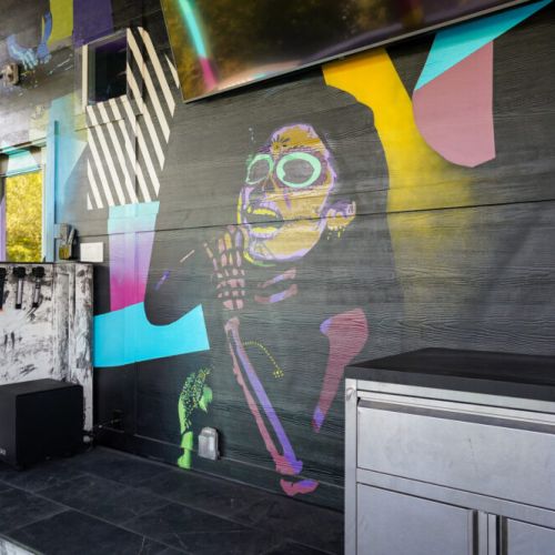 Sing your favorite songs with all of your friends