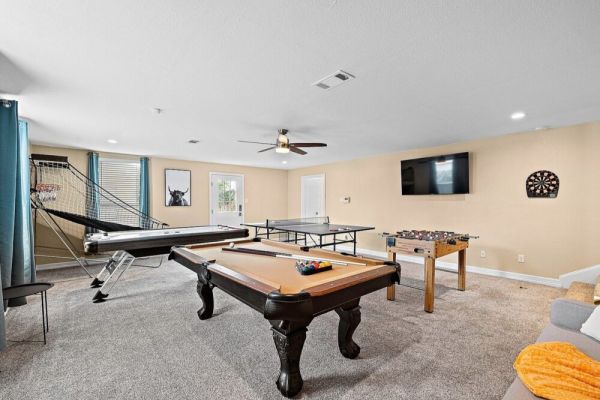 Nr Med Center, DT, Midtown | Game Room | Sleep 16