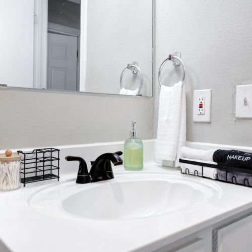 Towels included.