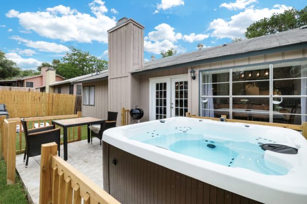 Modern Paradise | Hot Tub Game Room Swing Set BBQ