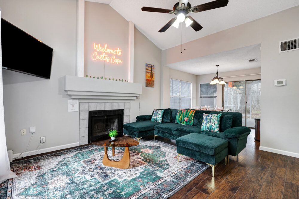 Welcome to Cactus Casa! Perfectly designed to accommodate all your family and friends comfortably.
