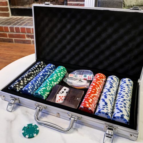 Poker night, anyone? The set’s ready, just add your best bluff!