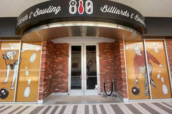 810 Billiards & Bowling
