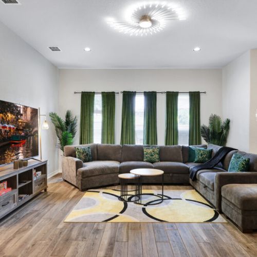 Perfectly designed to accommodate all your family and friends comfortably.