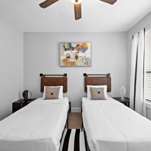 2nd bedroom with 2 twin size beds.